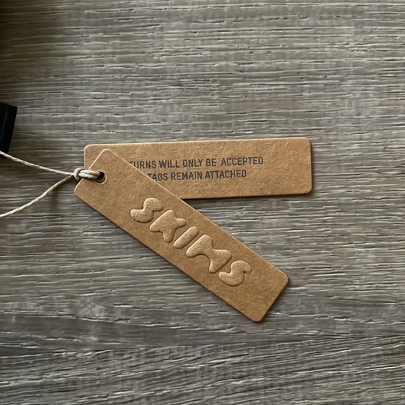 NWT Kim Kardashian SKIMS high waisted brief, color onyx, medium - Picture 6 of 7